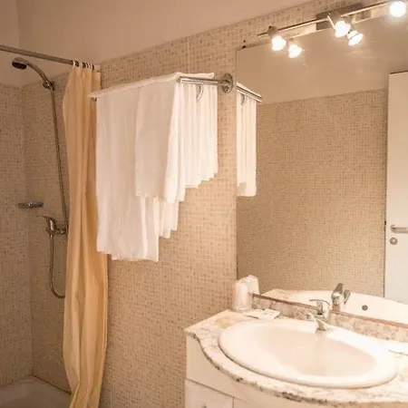 Aparthotel Fiori Di Cala Rossa 3*