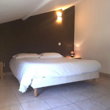 Lejlighedshotel Fiori Di Cala Rossa