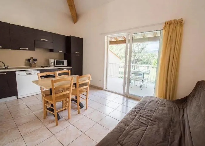 Apart Otel Fiori Di Cala Rossa 2*