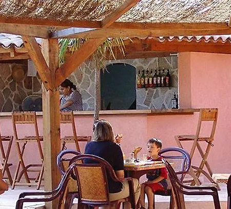 Fiori Di Cala Rossa Aparthotel