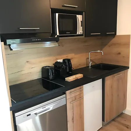 Fiori Di Cala Rossa 2* Lecci