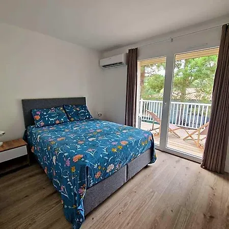 Lägenhetshotell Fiori Di Cala Rossa Lecci