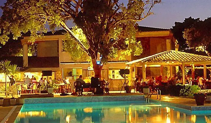 Fiori Di Cala Rossa 2*