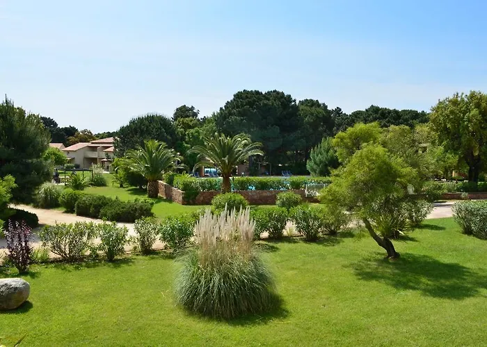 Appart hôtel Résidence Fiori Di Cala Rossa 2*