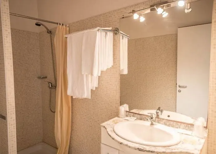 Aparthotel Fiori Di Cala Rossa 2*