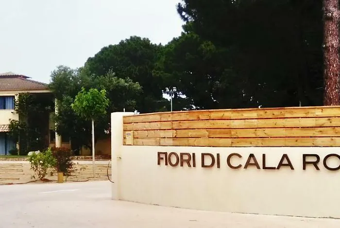 Fiori Di Cala Rossa Aparthotel 2*